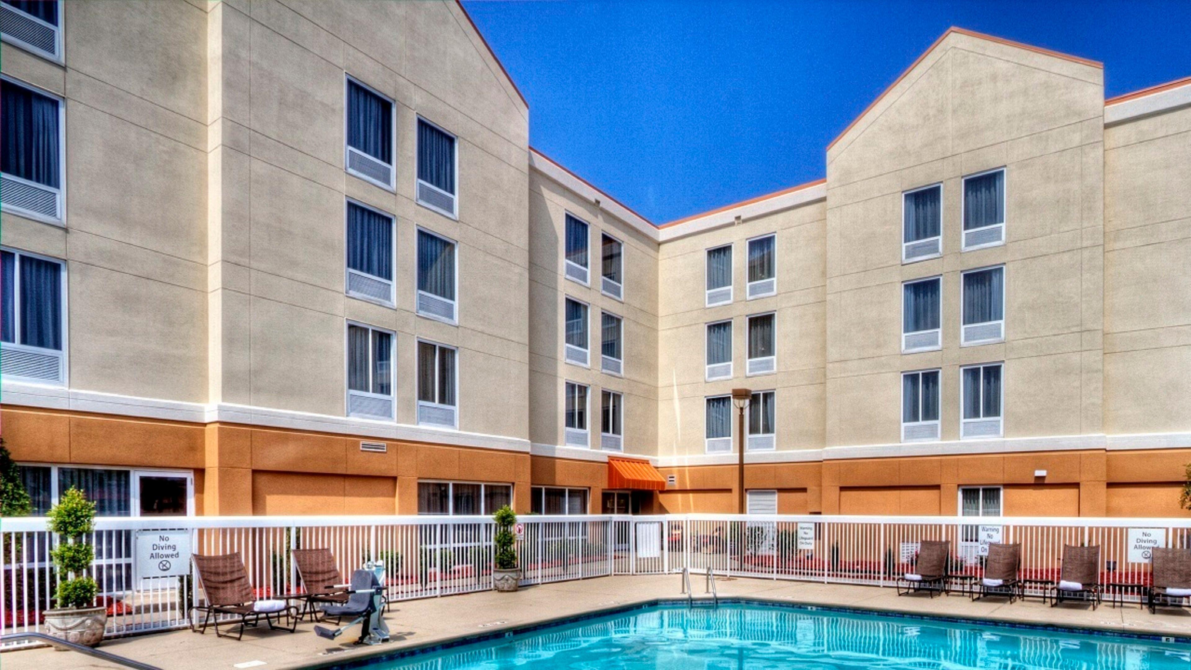 Holiday Inn Express Greenville By Ihg Εξωτερικό φωτογραφία