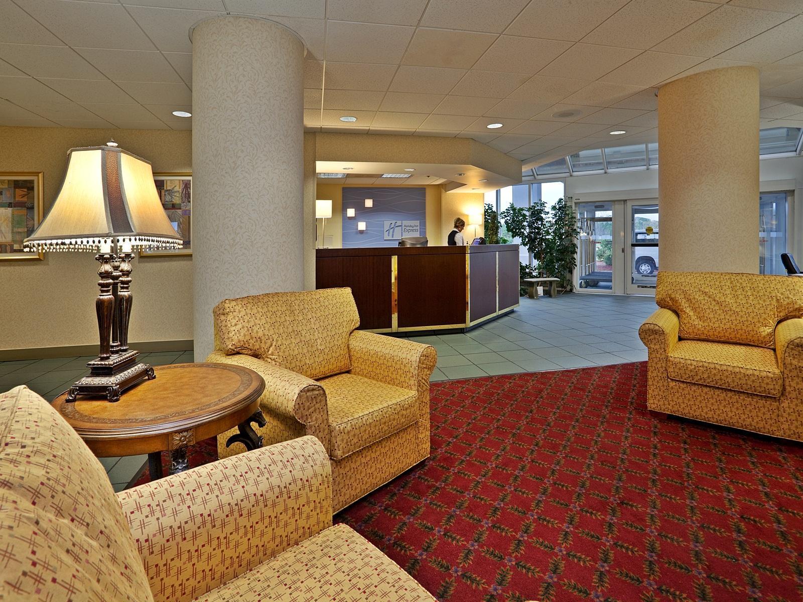 Holiday Inn Express Greenville By Ihg Εξωτερικό φωτογραφία