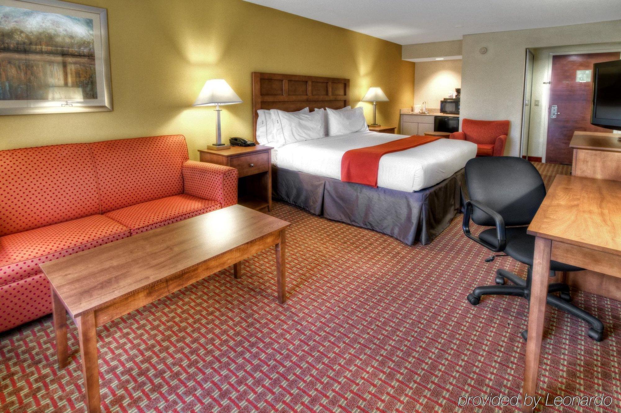 Holiday Inn Express Greenville By Ihg Εξωτερικό φωτογραφία