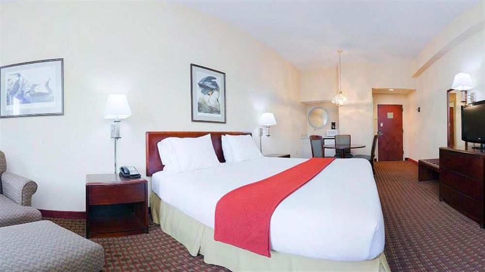 Holiday Inn Express Greenville By Ihg Εξωτερικό φωτογραφία